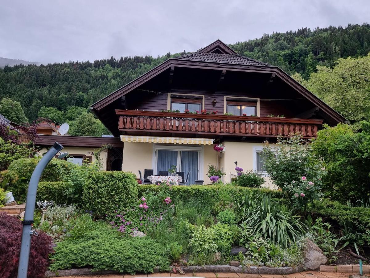 Haus Flora - Ferienwohnung Bodensdorf Kültér fotó